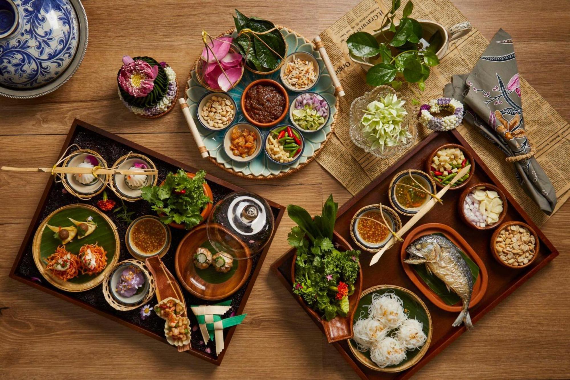 The Salil Hotel Riverside 방콕 외부 사진 Thai cuisine