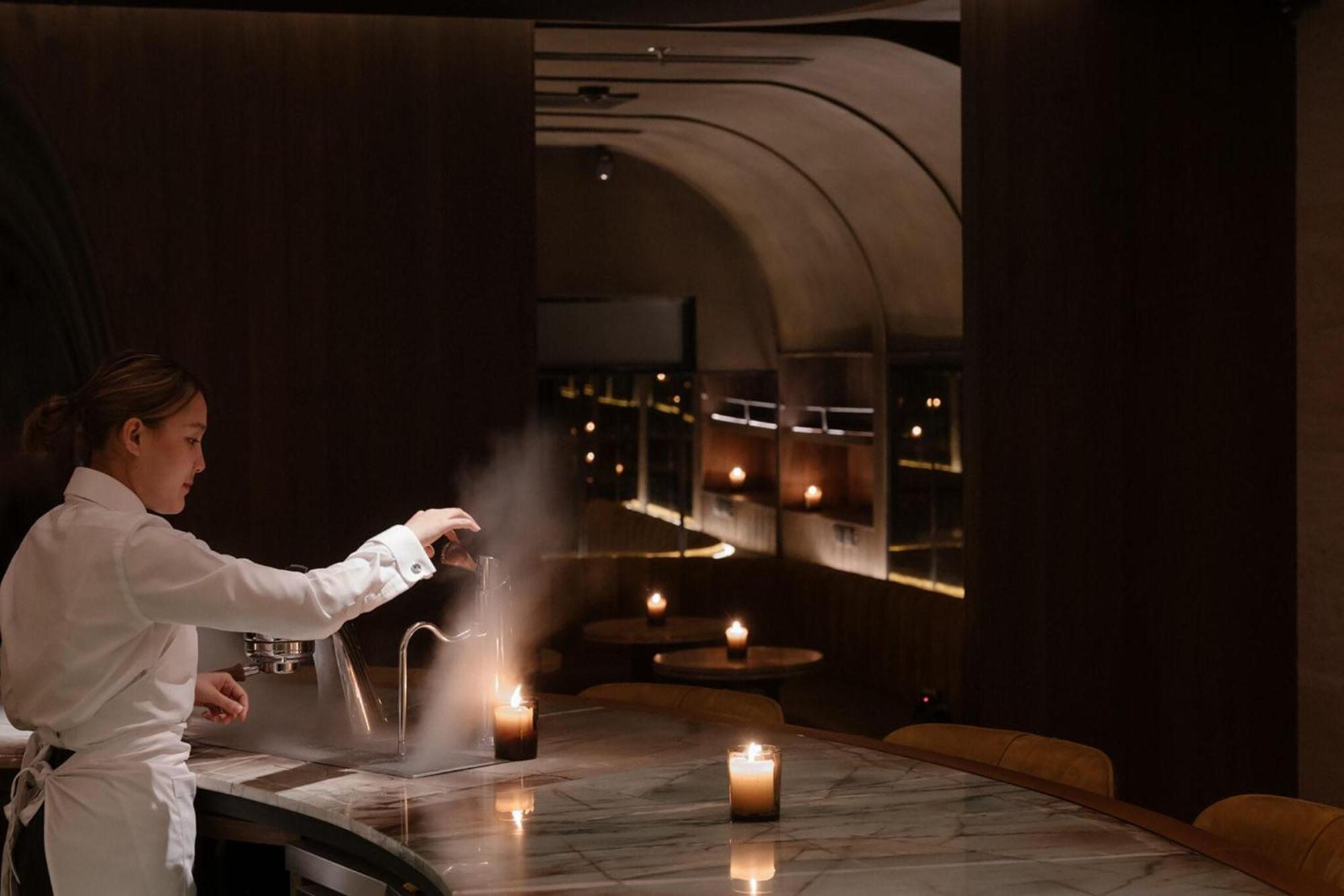 The Salil Hotel Riverside 방콕 외부 사진 The bar at the restaurant