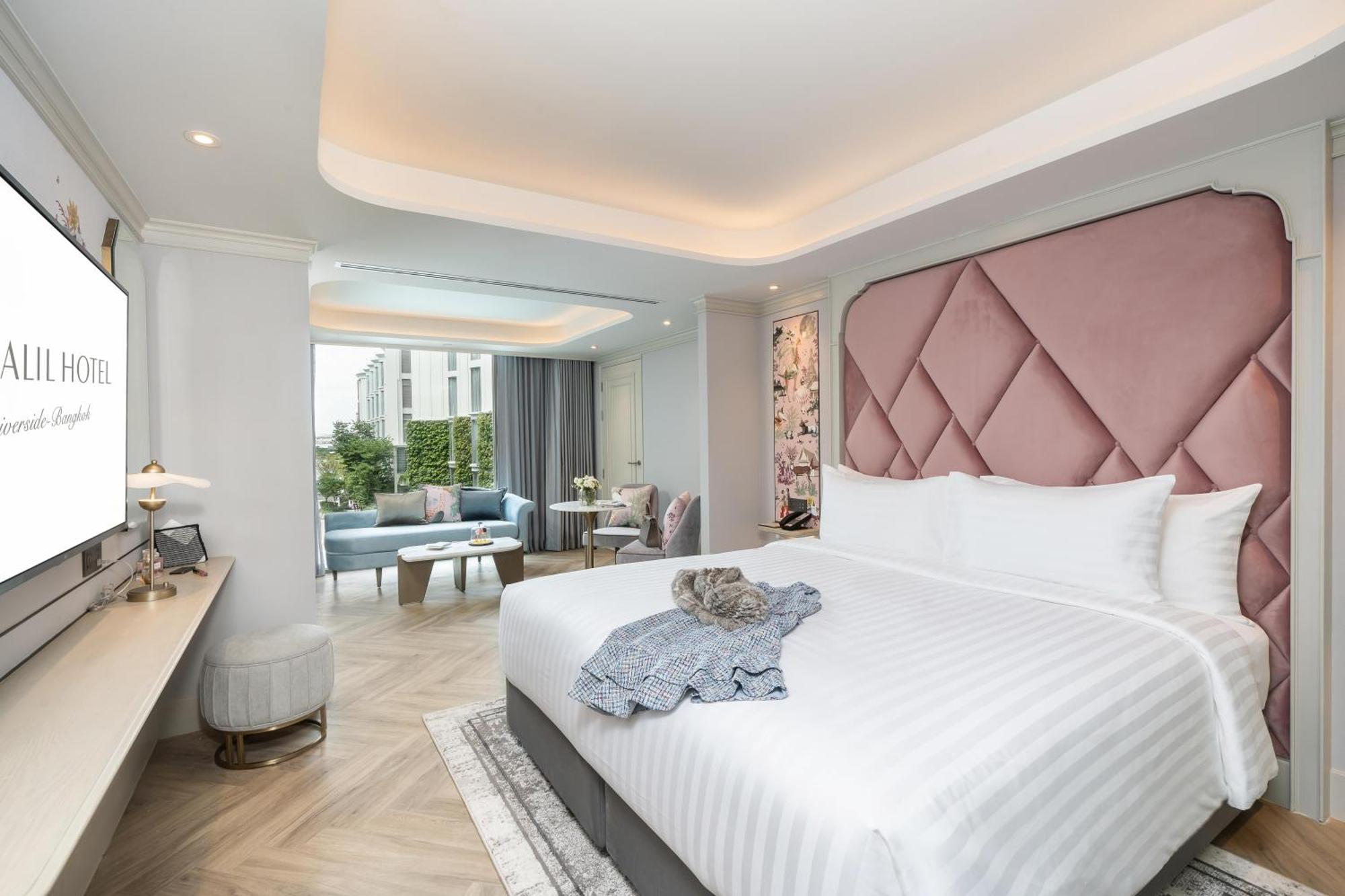 The Salil Hotel Riverside 방콕 외부 사진 Deluxe Suite